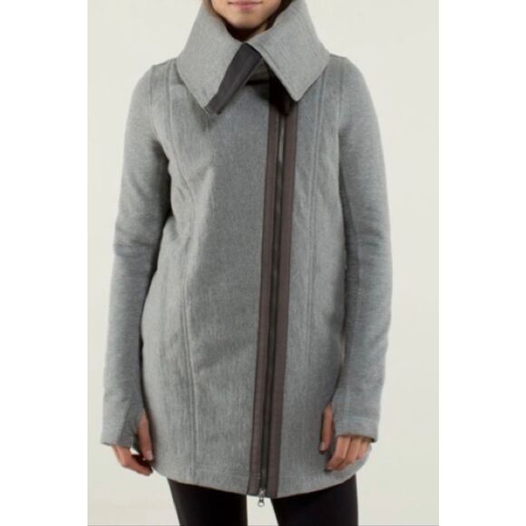 Lululemon Virasana Blanket Wrap in Grey size 4 - Picture 9 of 11